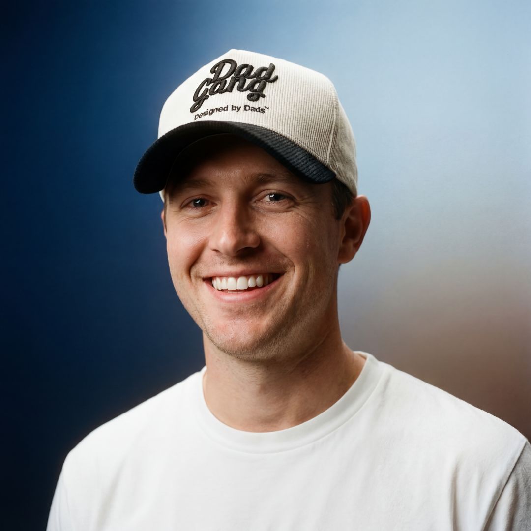 CORDADROY LOGO- Cream/Black